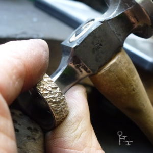 Was nicht passt wird passend gemacht... (Zargen Einbau Tantal Ehering) Was nicht passt wird passend gemacht... (Zargen Einbau Tantal Ehering)