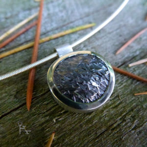 Kristallin Collier Kristallin Collier - Collier Kristallin - in der natur fühlt sich das collier auch sehr wohl (Tantal und 925er Silber)