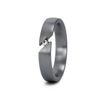 Scheinspannring Tantal, Diagonal
0,03ct Tantal Ringe Haudarin® Material: Tantal, Diamant